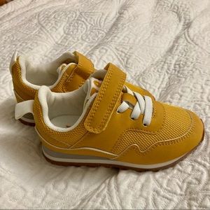 Brand New Toddler Sneakers 💛